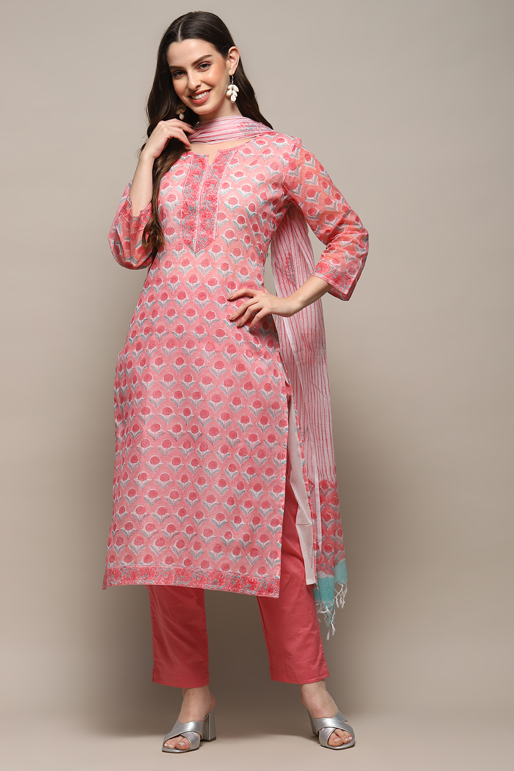 Blue Green Cotton Blend Unstitched Suit set image number 8