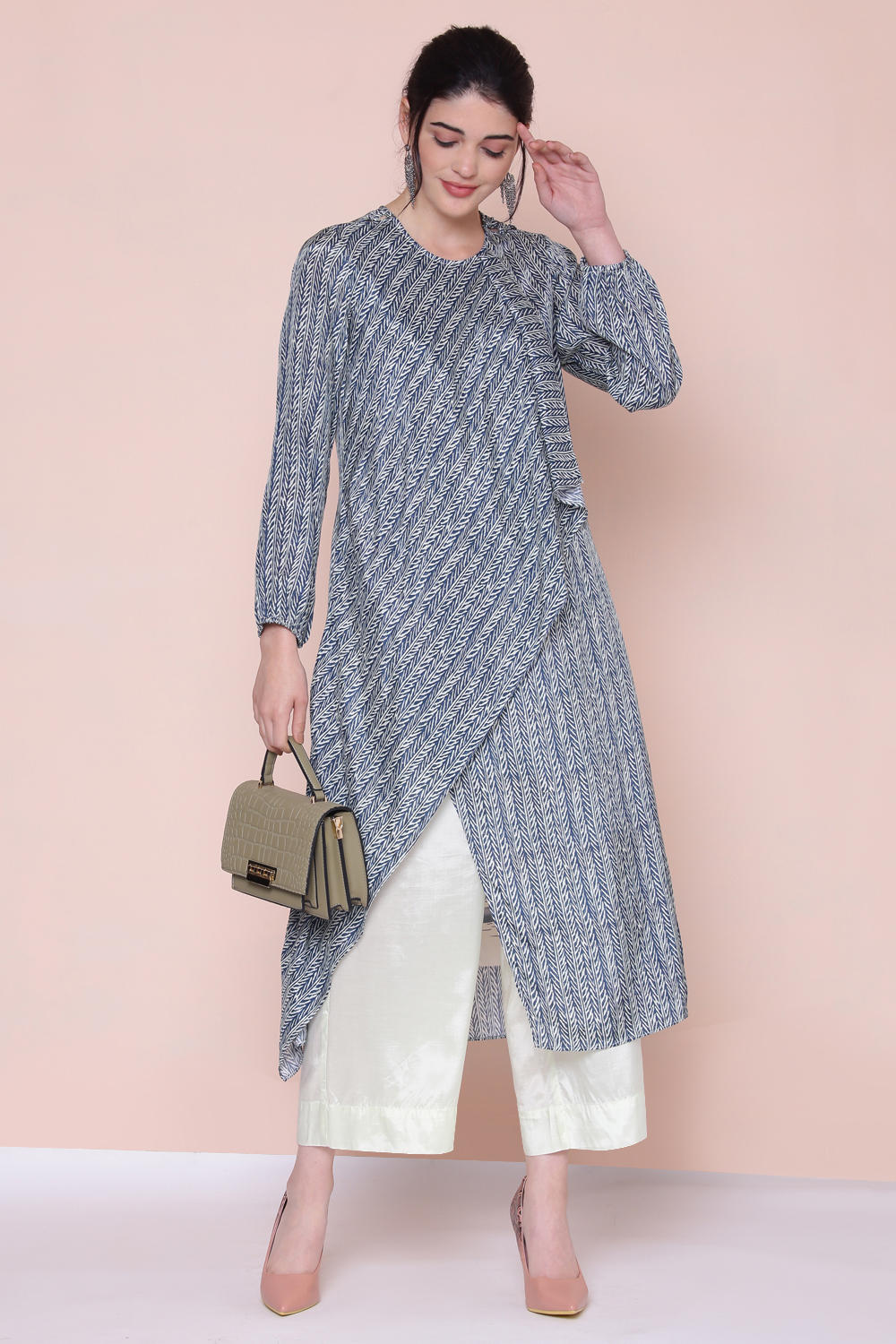 Blue Viscose A-line Tunic Pants Set image number 3