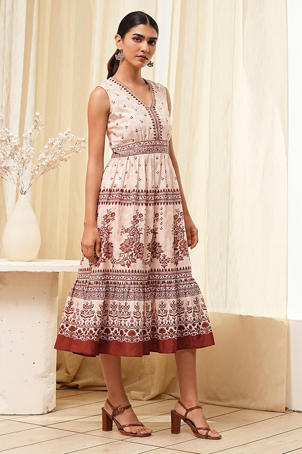 White and Rust Cotton Tiered Dress image number 4