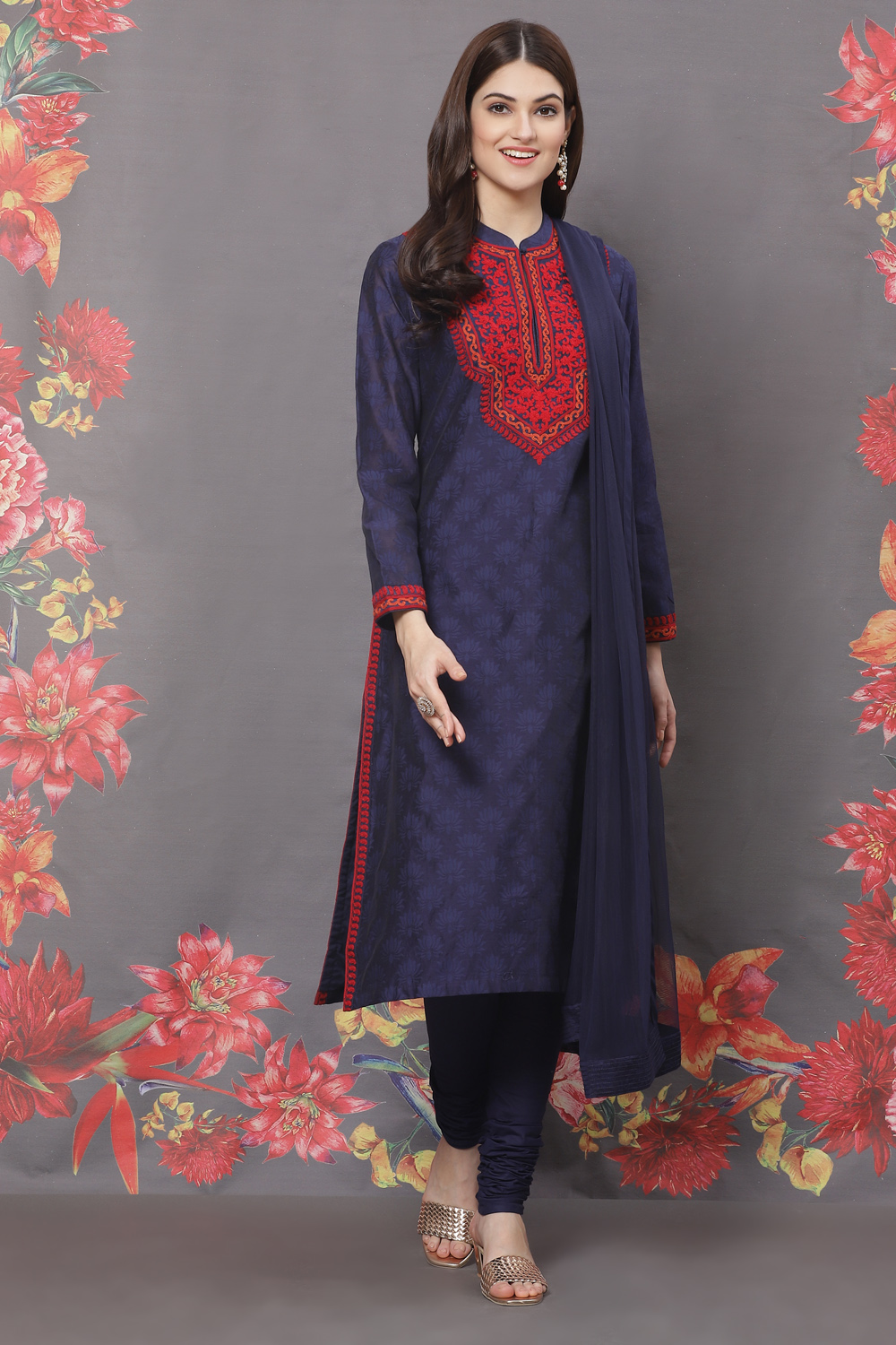 Blue Silk Straight Embroidered Suit Set image number 0