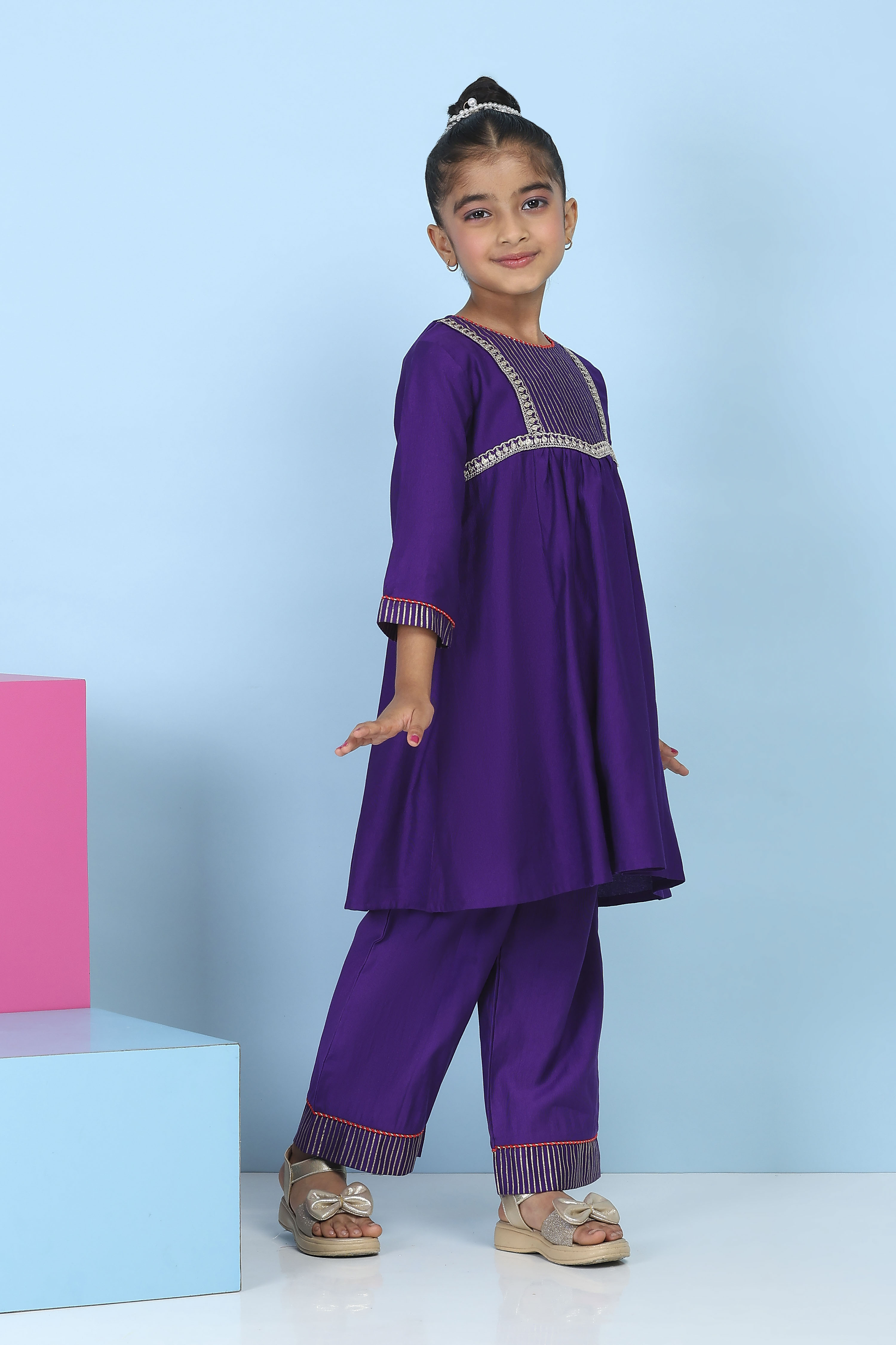 Purple Striped Yoke Gathered Suit Set image number 5