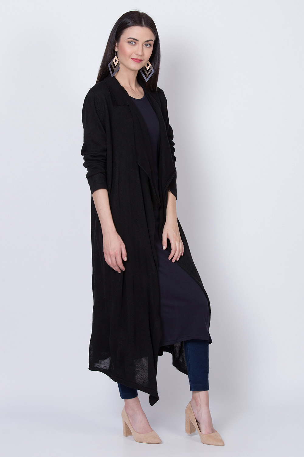 Cream Woolen Front Open Solid Shrug image number 2