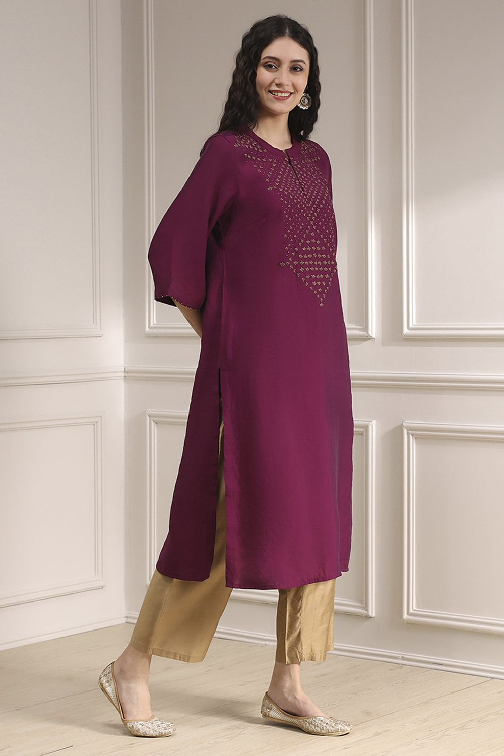 Berry Dyed Straight Kurta image number 4