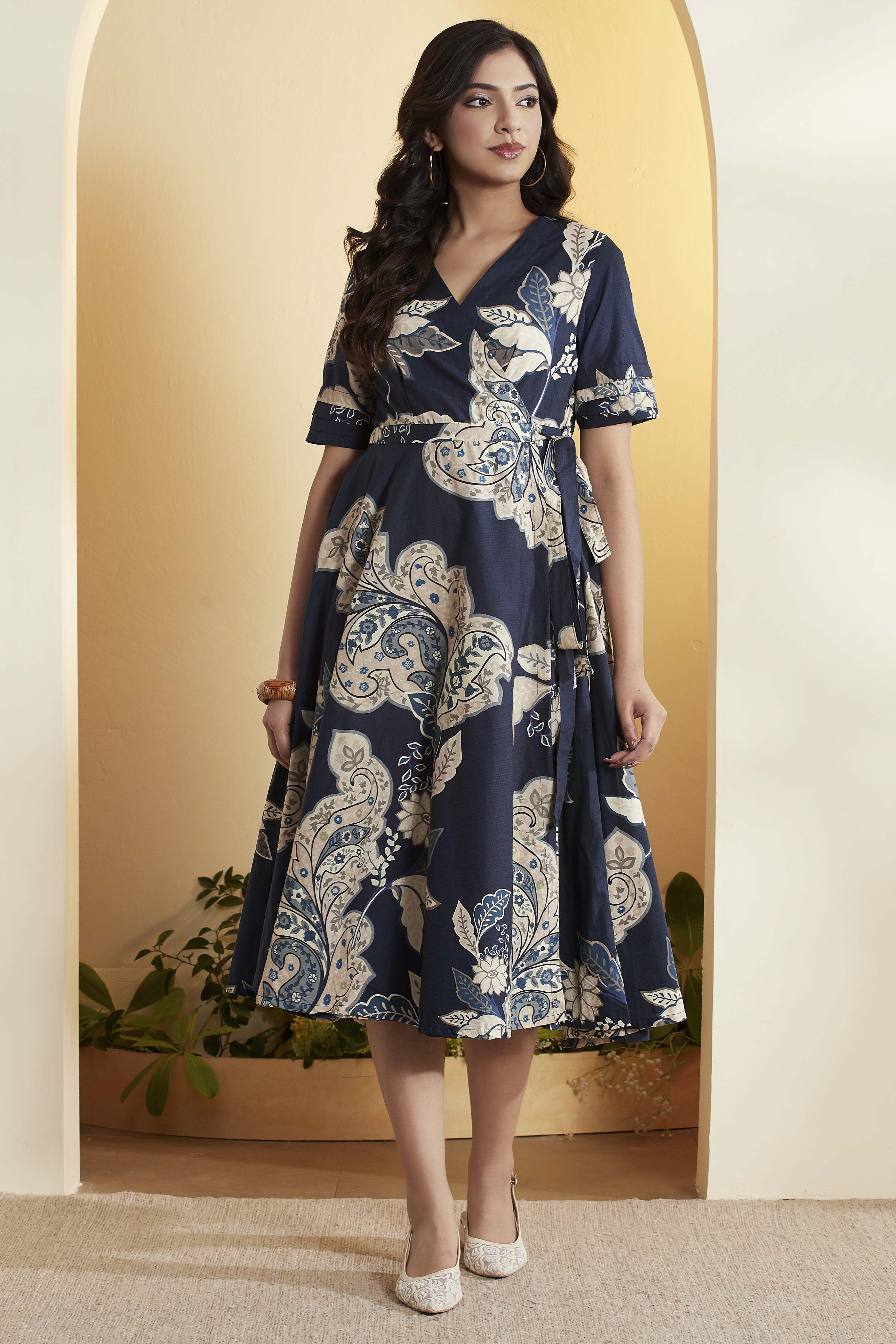 Blue Cotton Asymmetric Dress image number 5