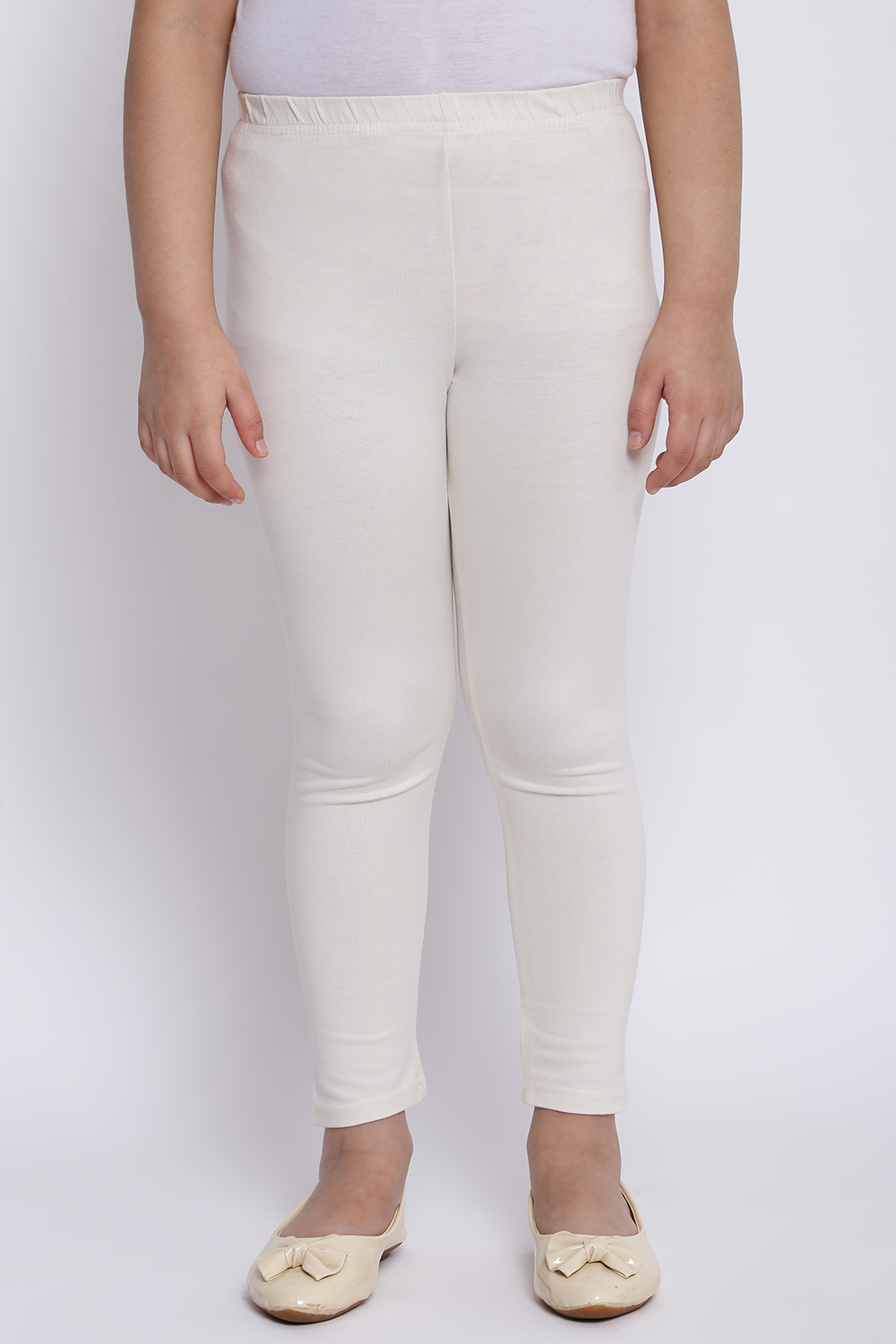 Off White Cotton Lycra Solid Leggings image number 3