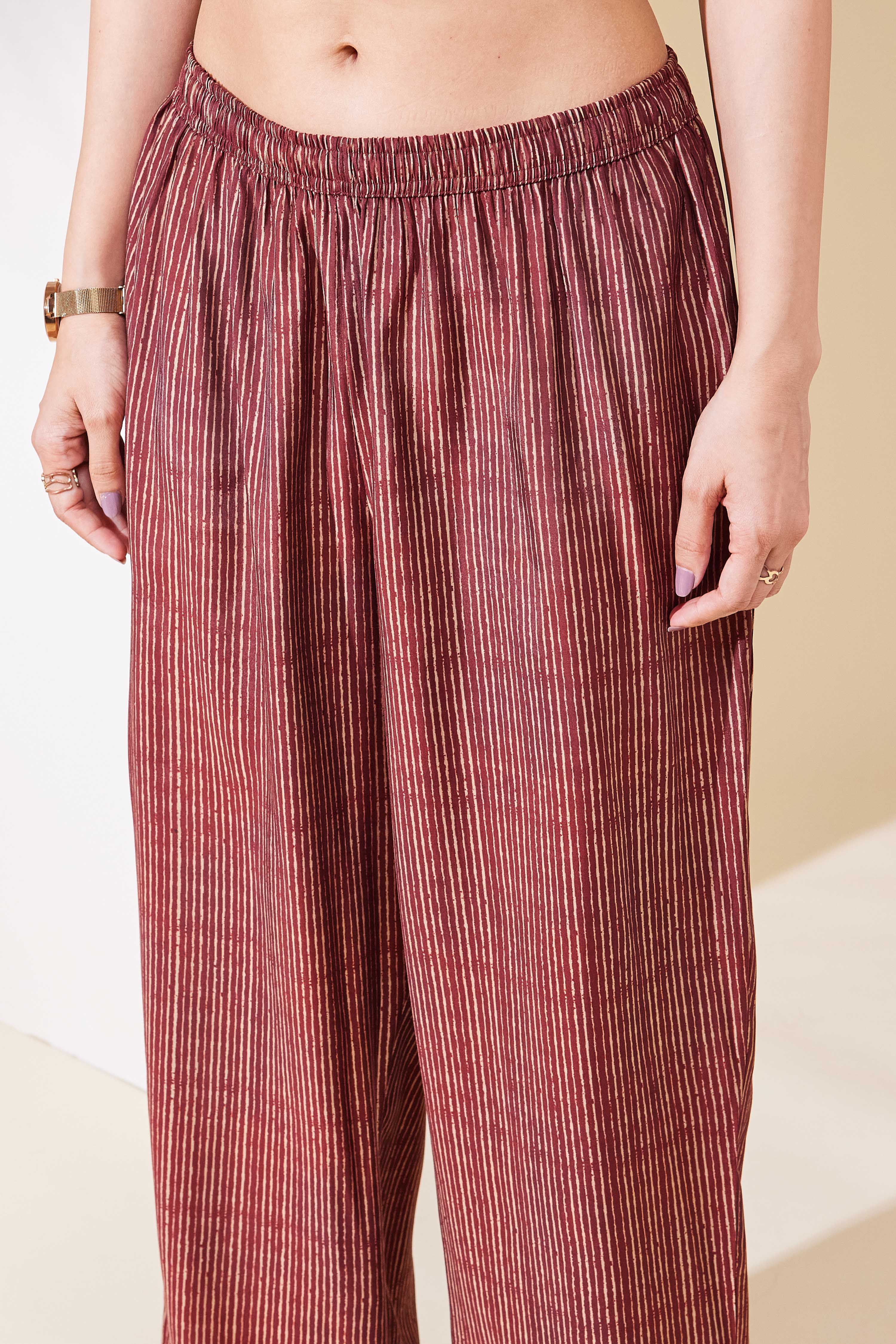 Maroon Viscose Blend Straight Kurta Set image number 2