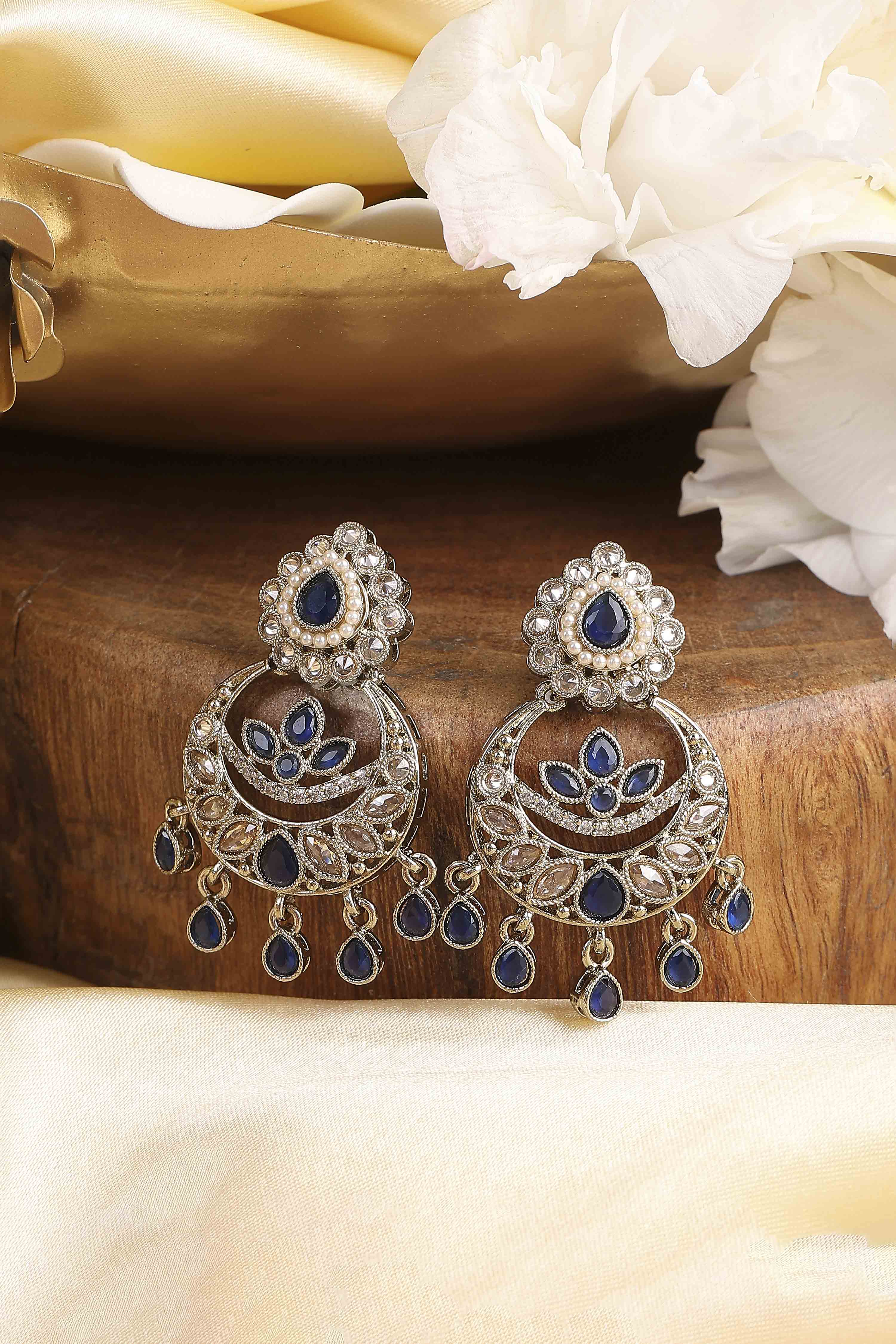 Navy Pearl Earrings image number 0