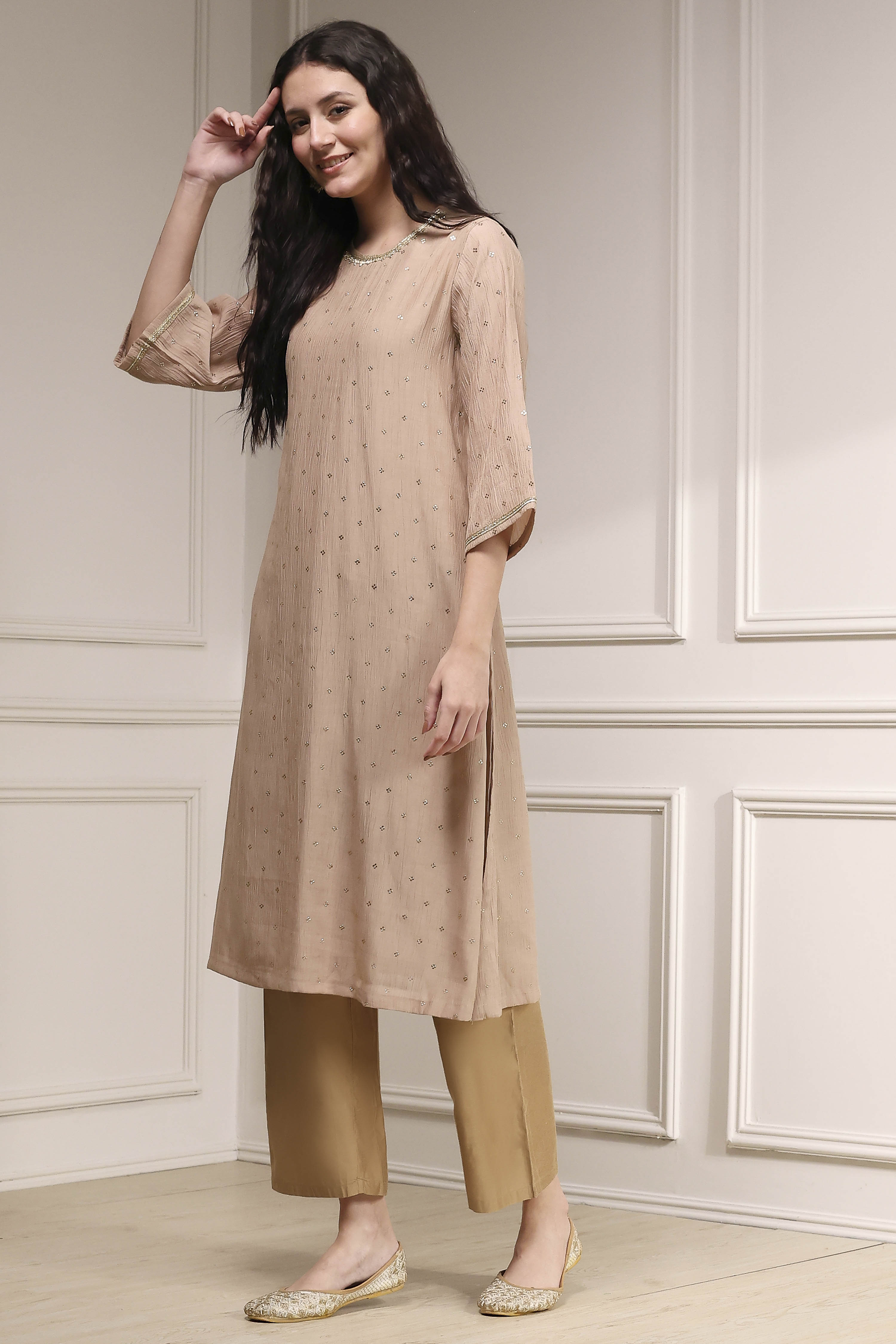 Nude-Toned Metallic Pattern Straight Kurta image number 2
