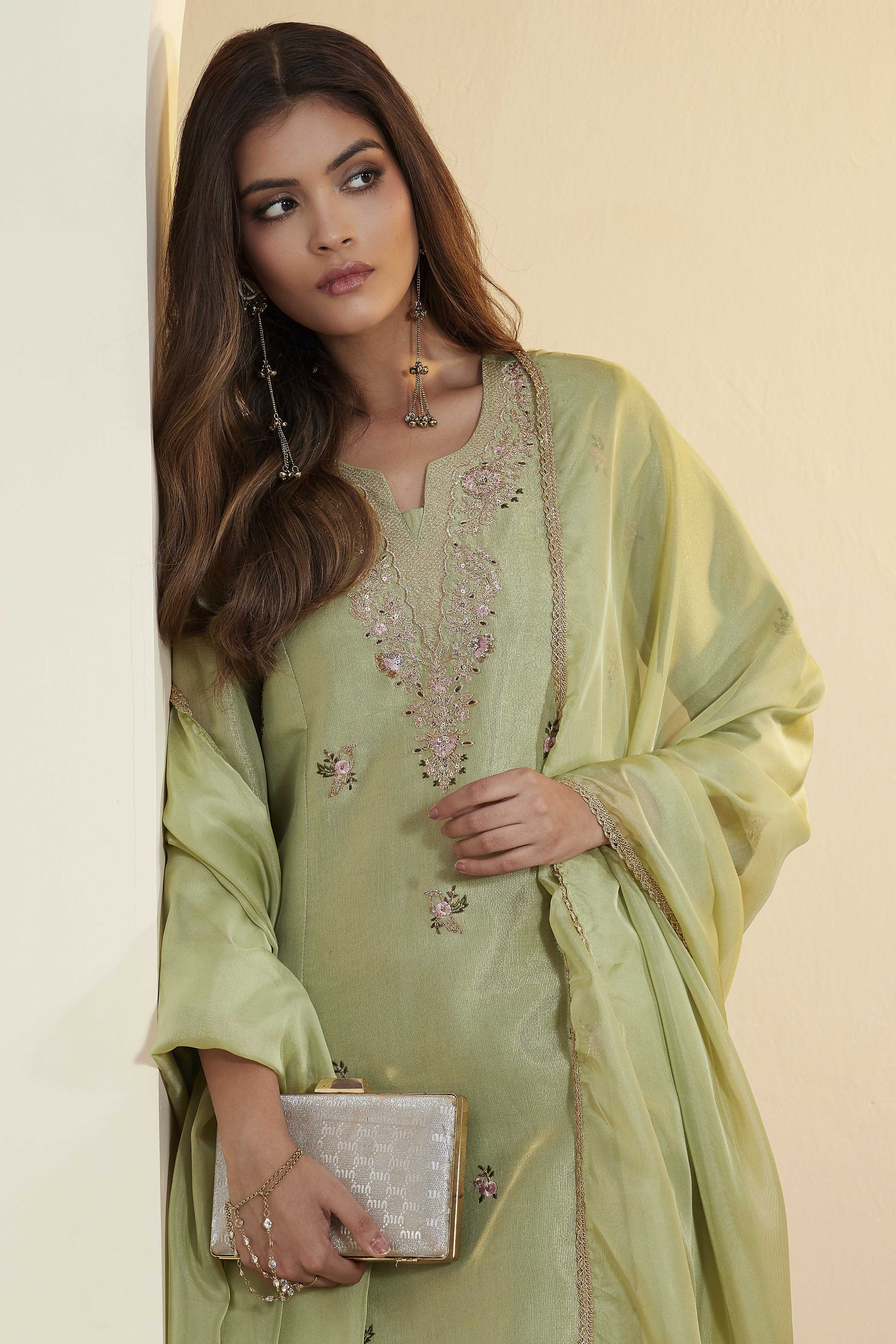 Green Cotton Floral Design Straight Kurta Set image number 1