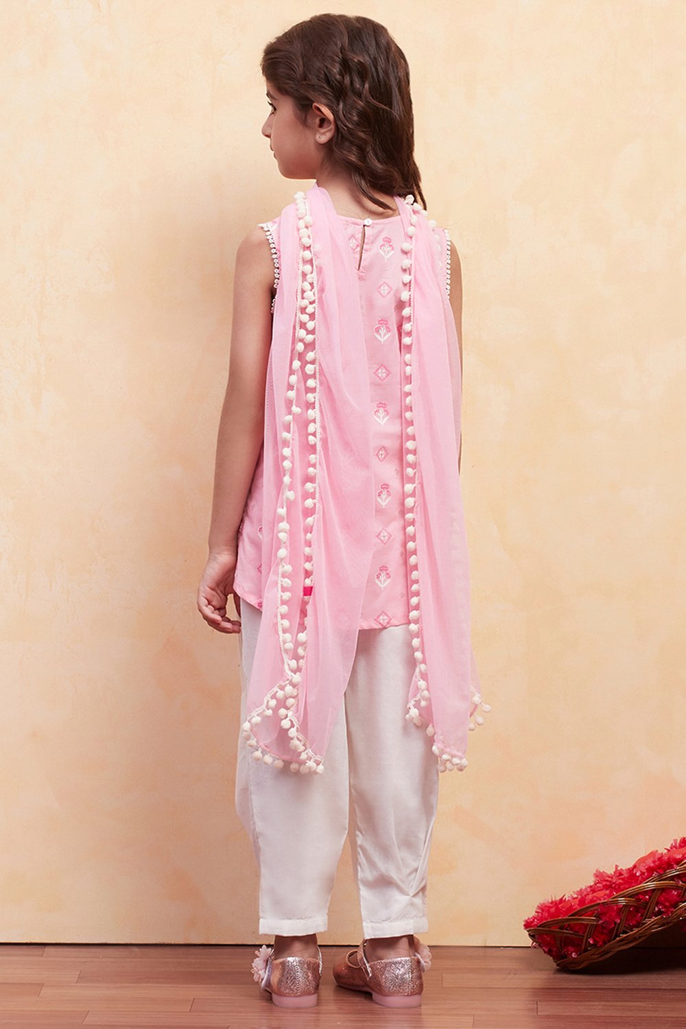 Pink Cotton Straight Suit Set image number 4