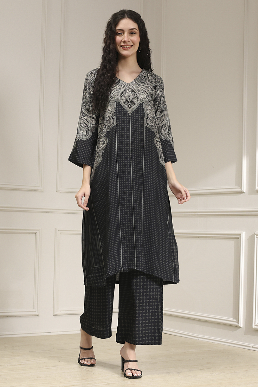 Black Printed Straight Kurta Set image number 6
