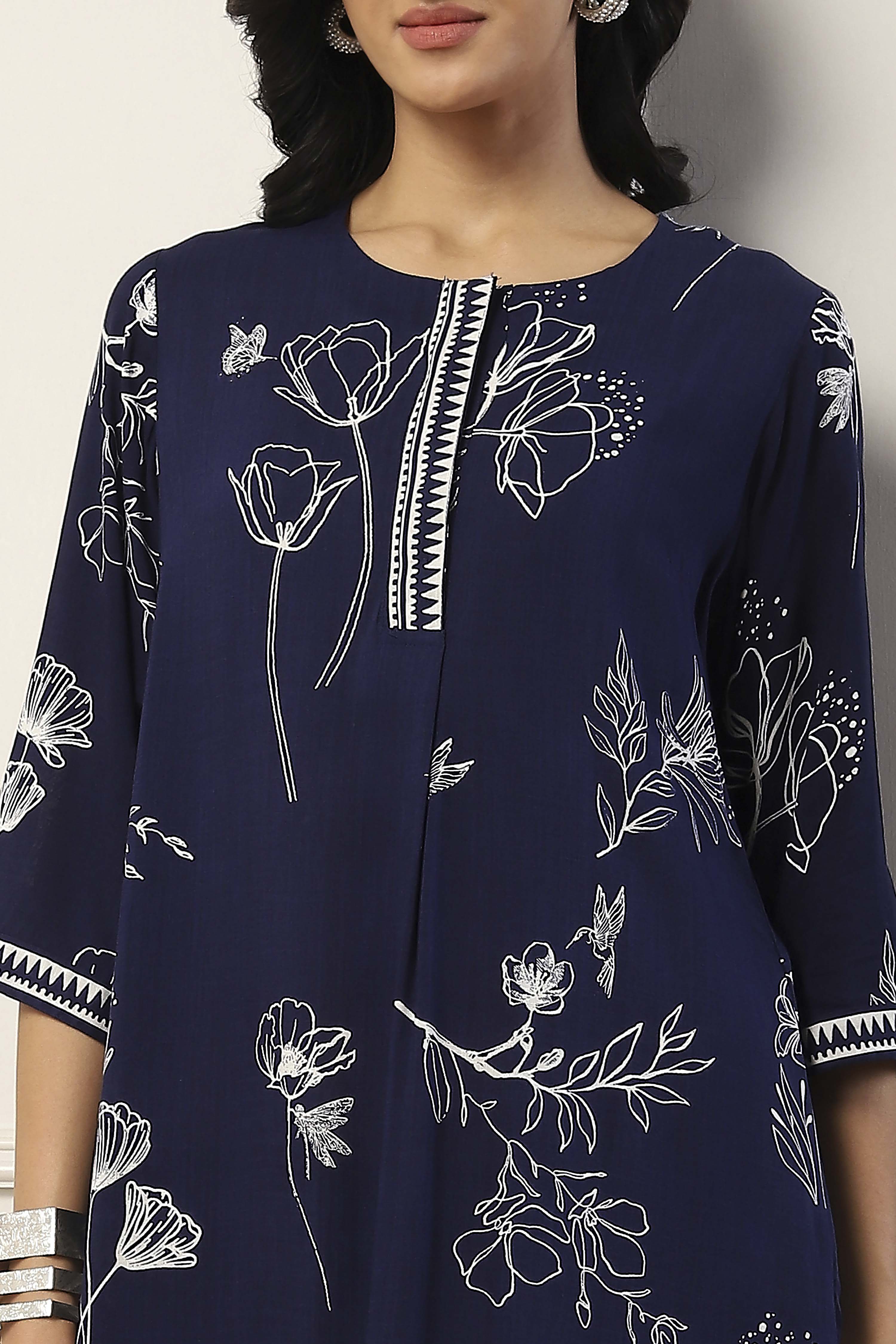 Navy Blue Viscose Rayon Floral Printed Straight Suit Set image number 1