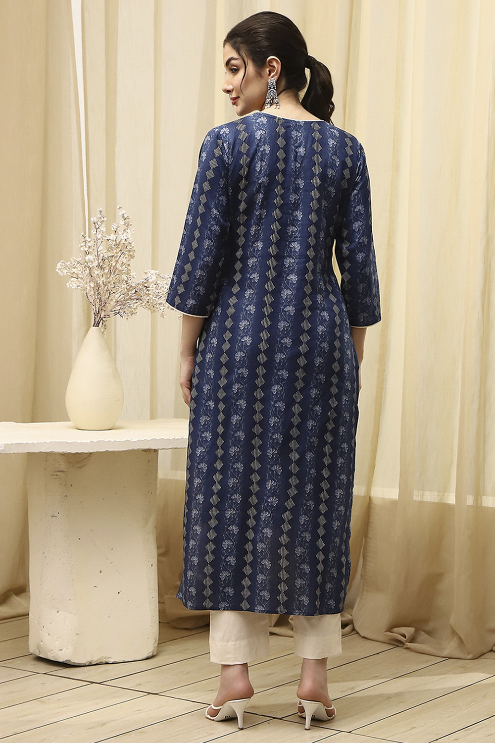 Navy Blue Cotton Handloom Unstitched Suit Set image number 5