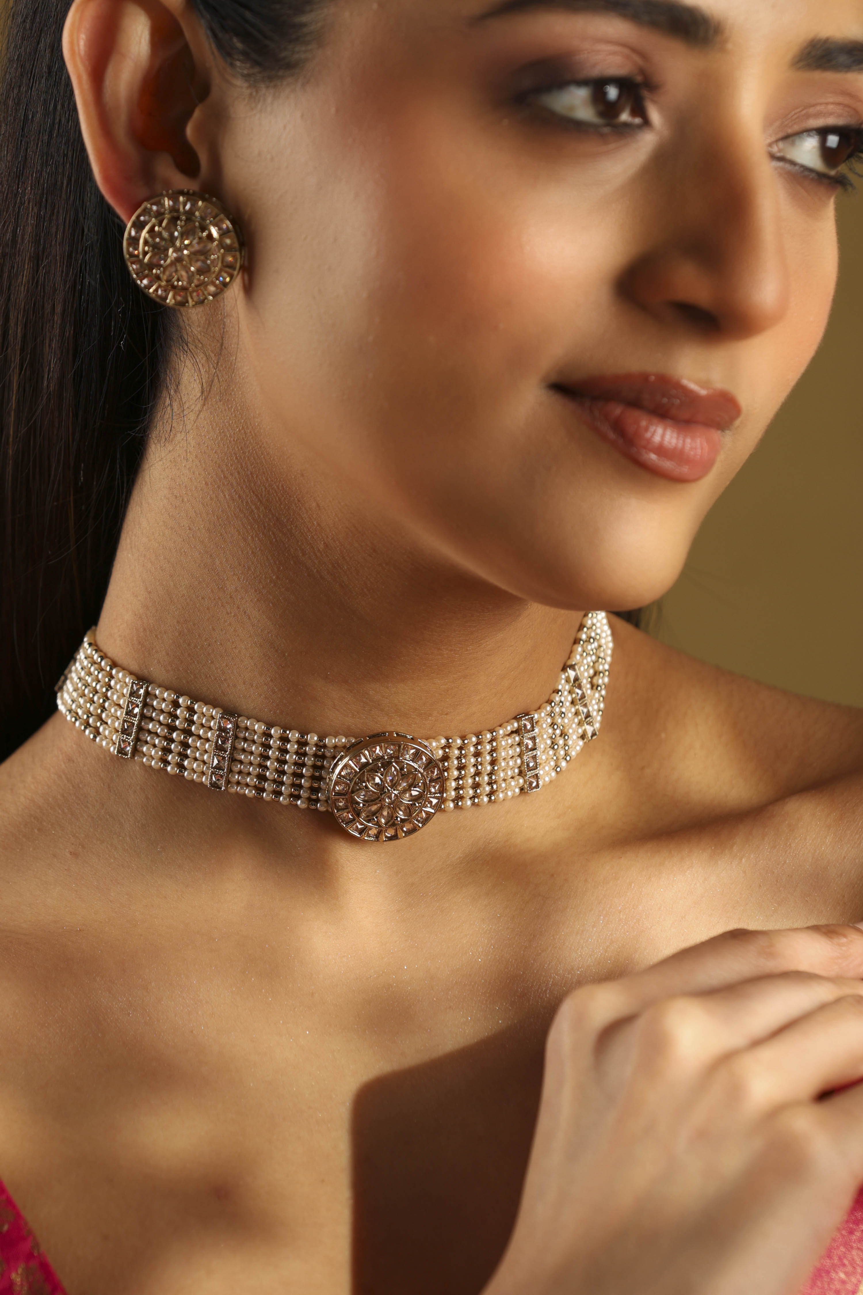 Champagne Alloy Necklace Set image number 1