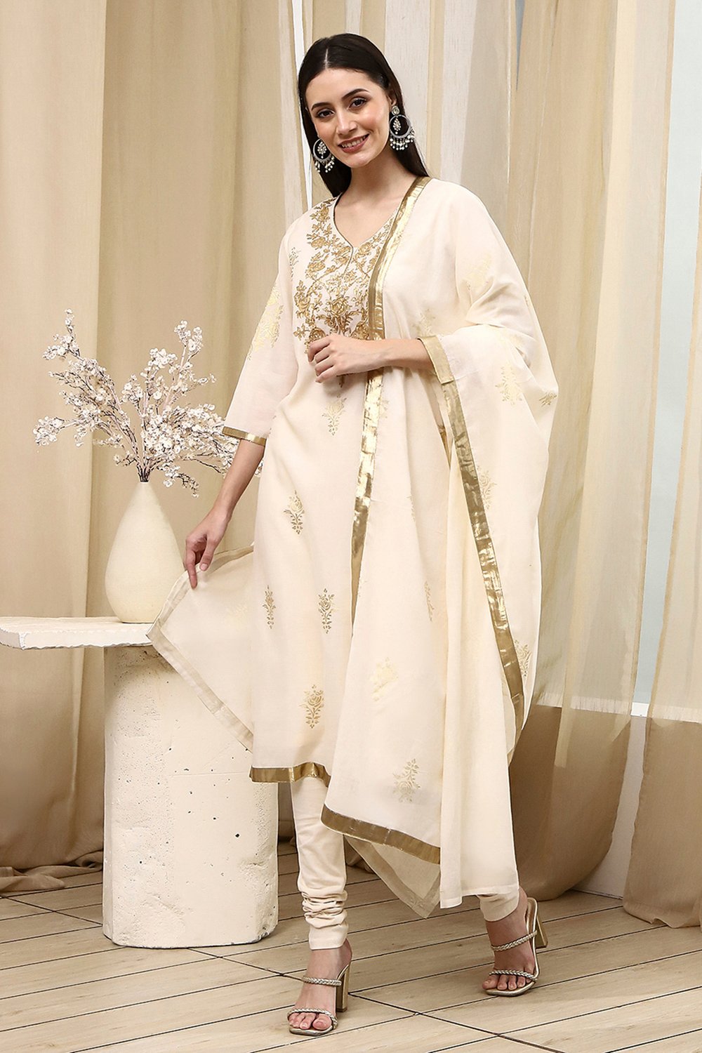 Mehendi Green Poly Chanderi Straight Suit Set image number 3