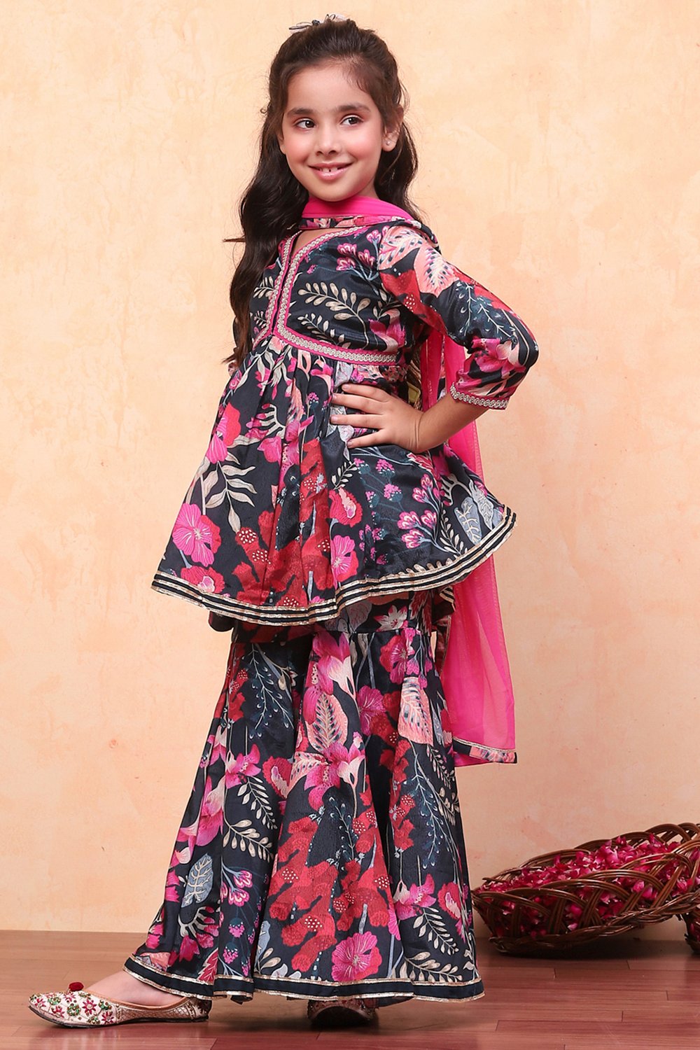 Blue Poly Chinnon Floral Printed Gathered Suit Set image number 3