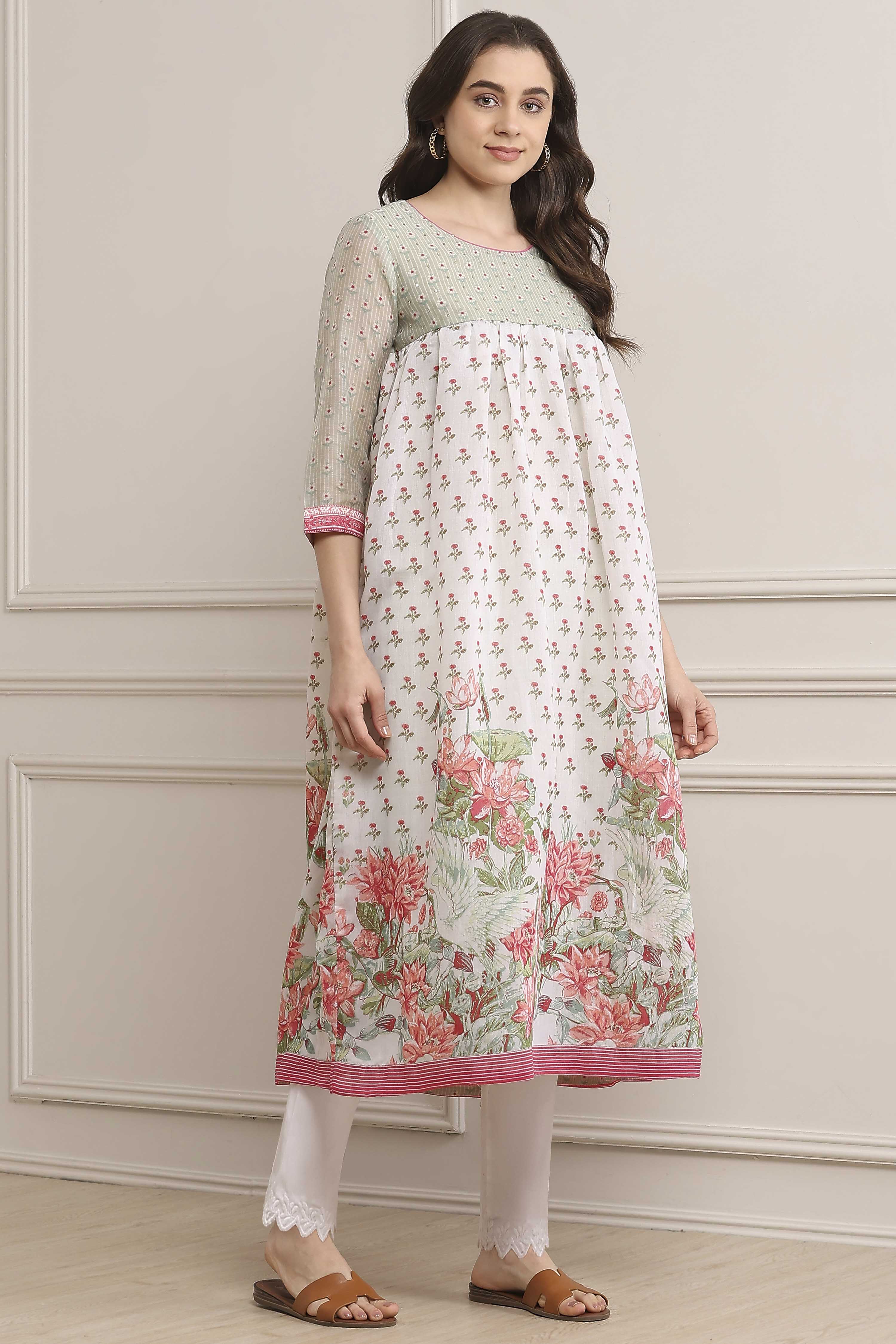 Green Art Silk Flared Kurta image number 4