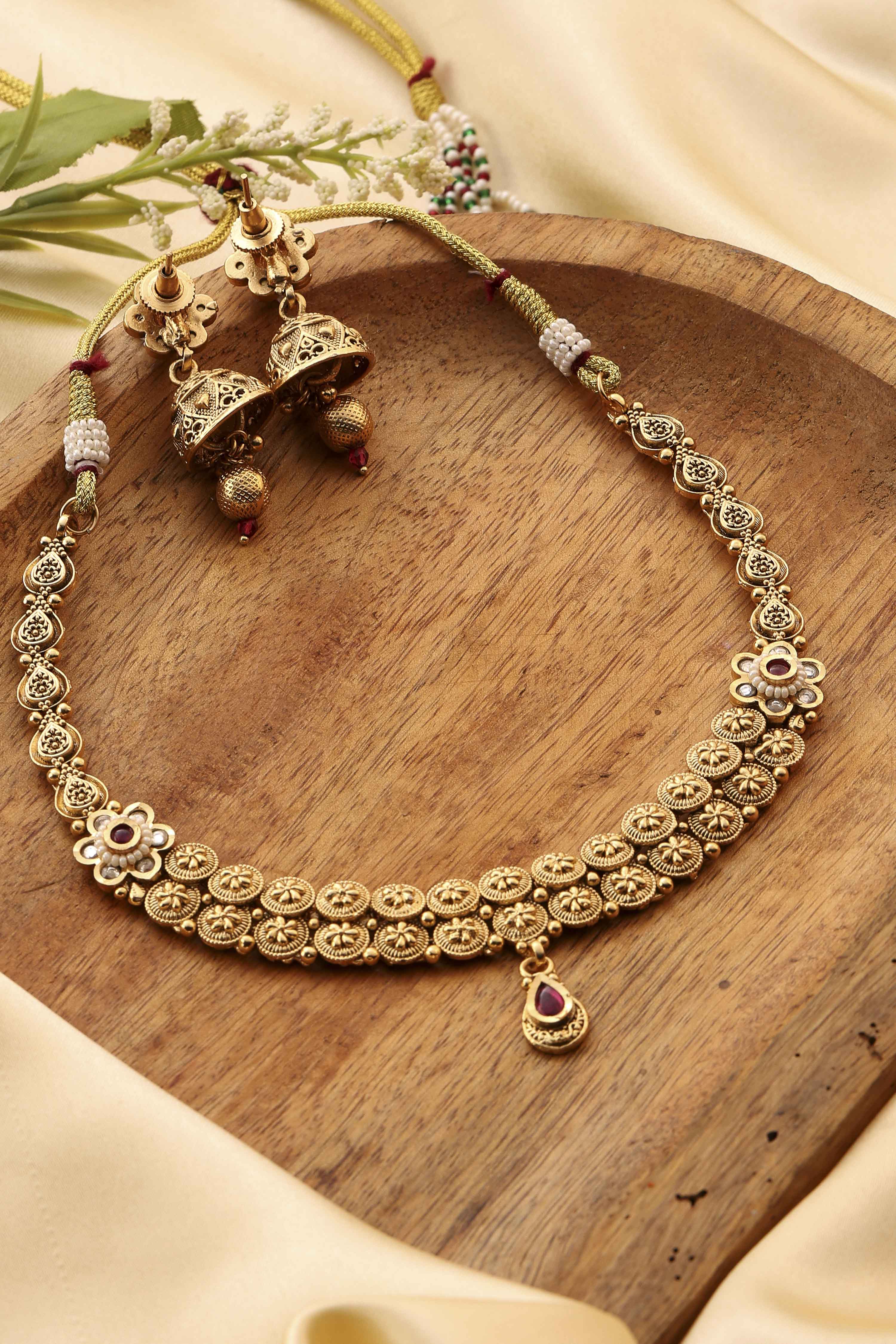 Red Gold-Plated Brass Necklace With Jhumkas image number 2