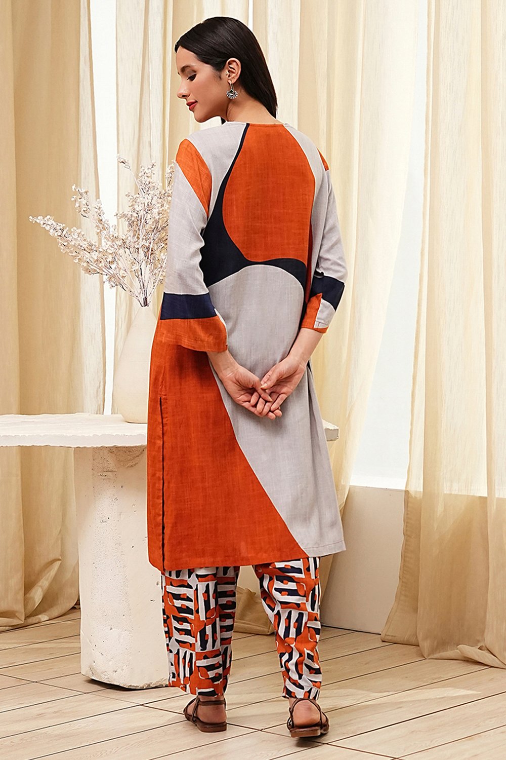 Orange-Beige Viscose Rayon Straight Printed Fusion Set image number 4