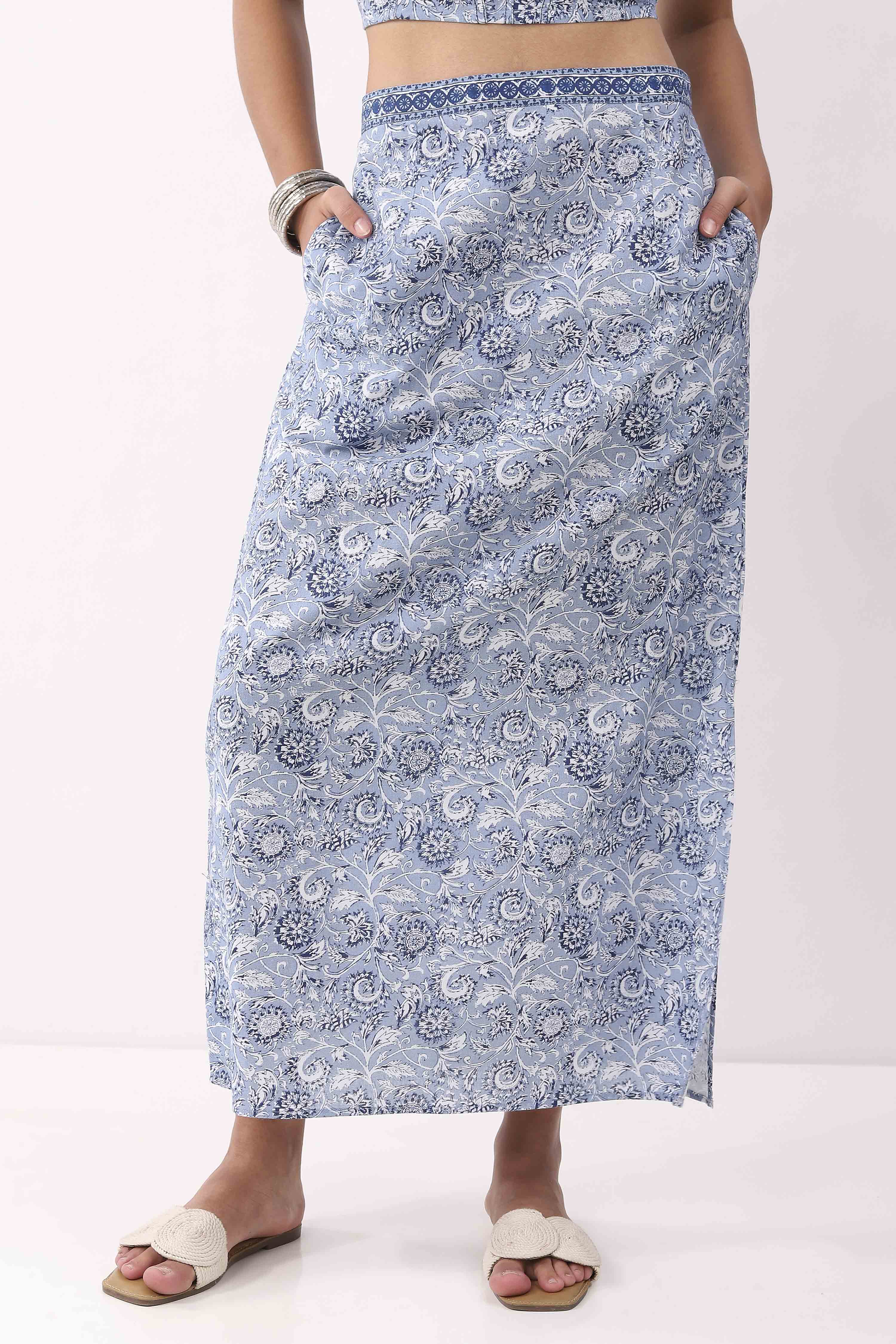 Blue Cotton Printed Regular Skirt image number 4