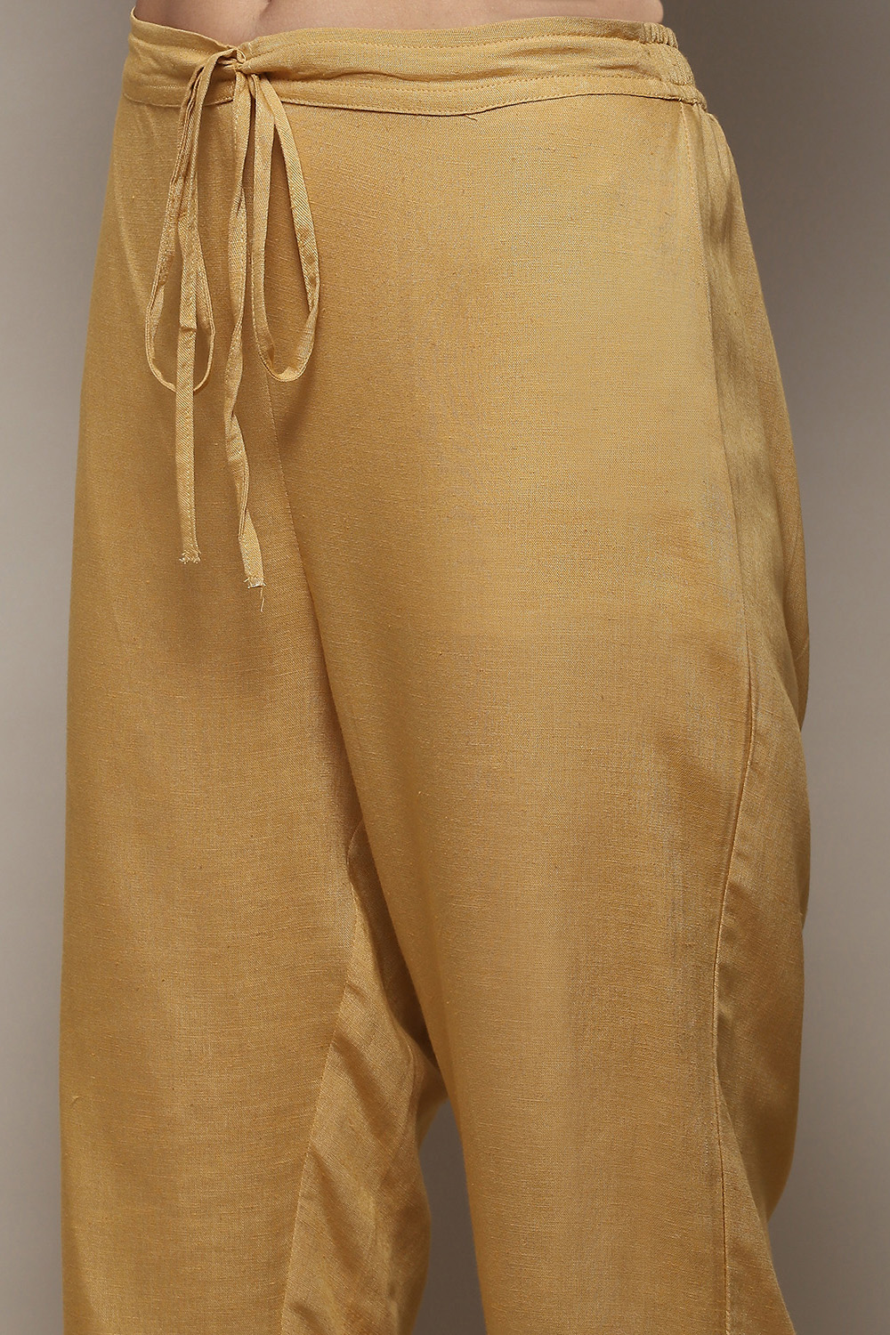 Beige Rayon flax Narrow Kurta Pant Suit Set image number 2