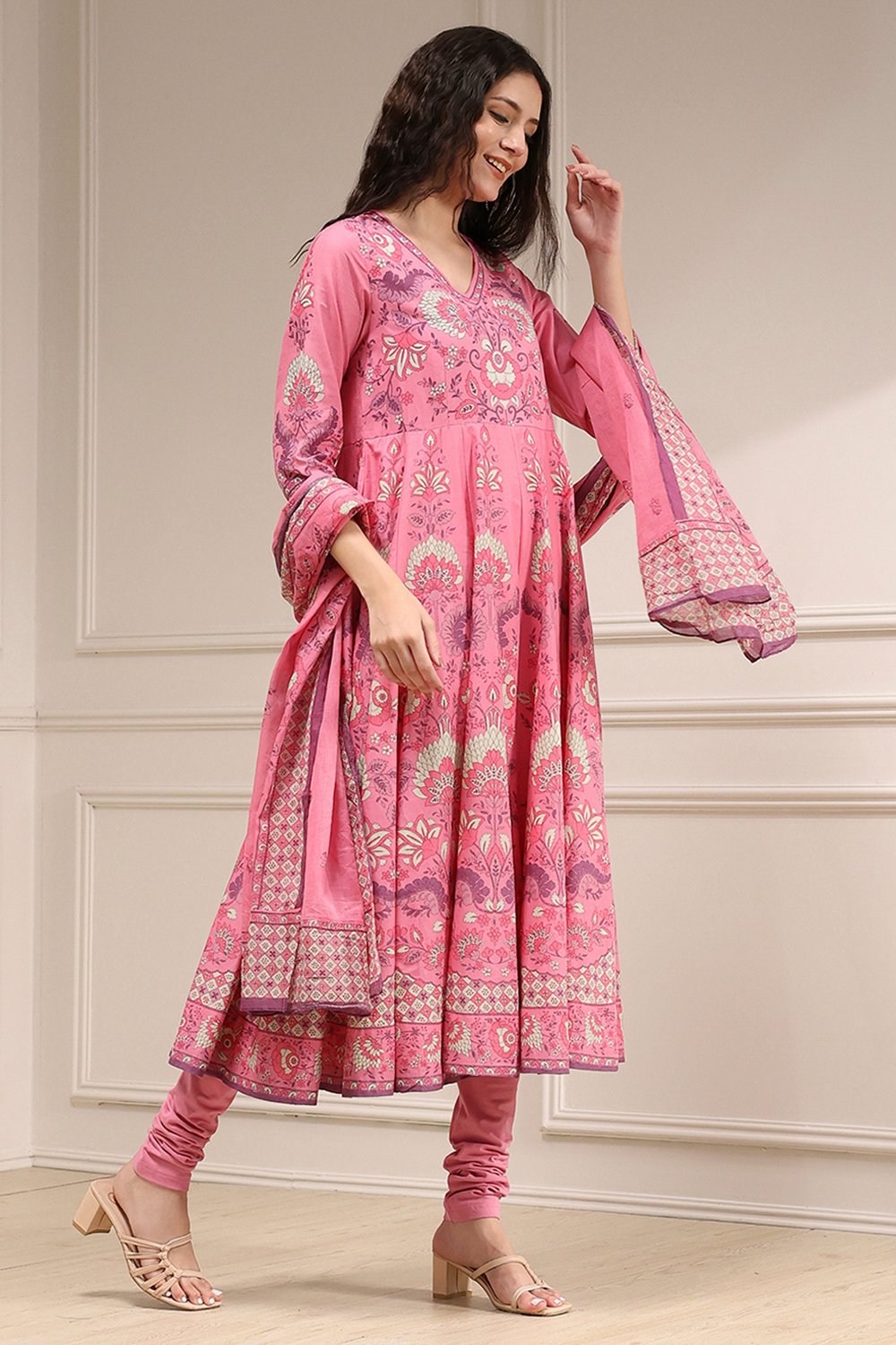 Light Pink Cotton Printed Anarkali Suit Set image number 5
