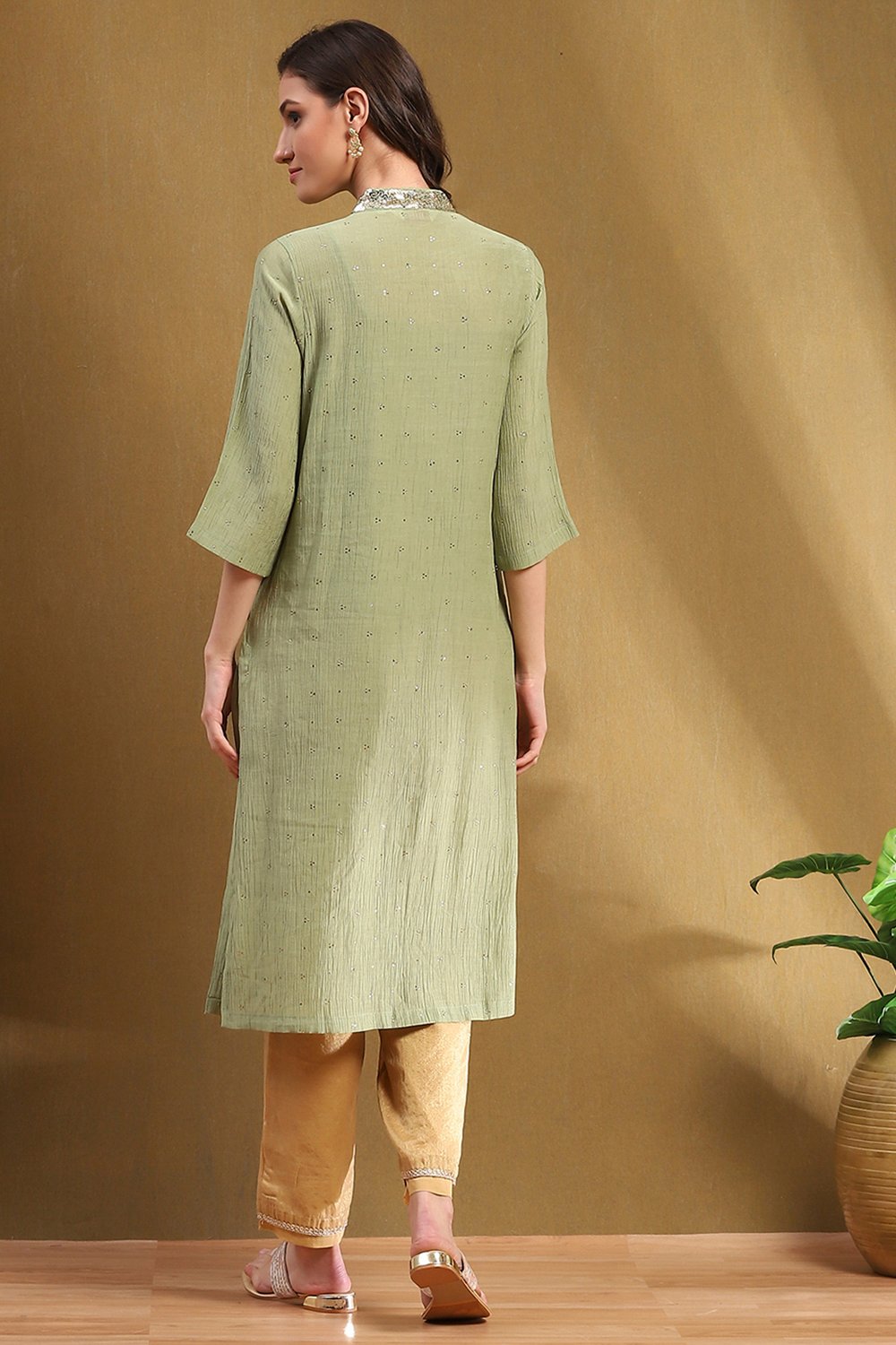 Mauve Crinkled Festive Straight Kurta image number 3