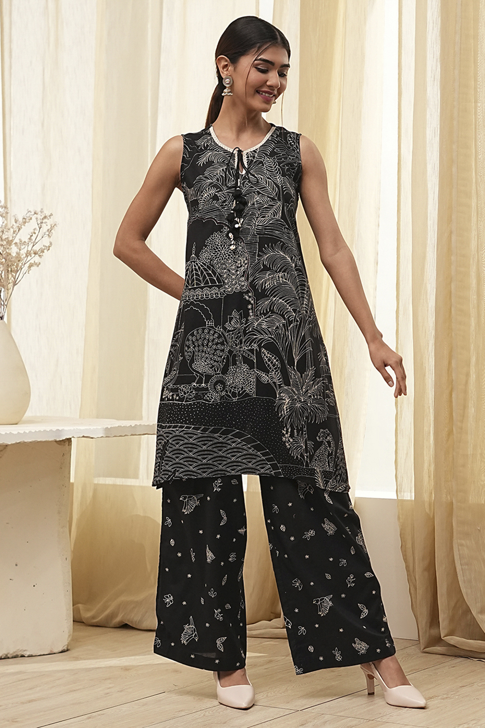 Black Printed Asymmetric Kurta Set image number 6