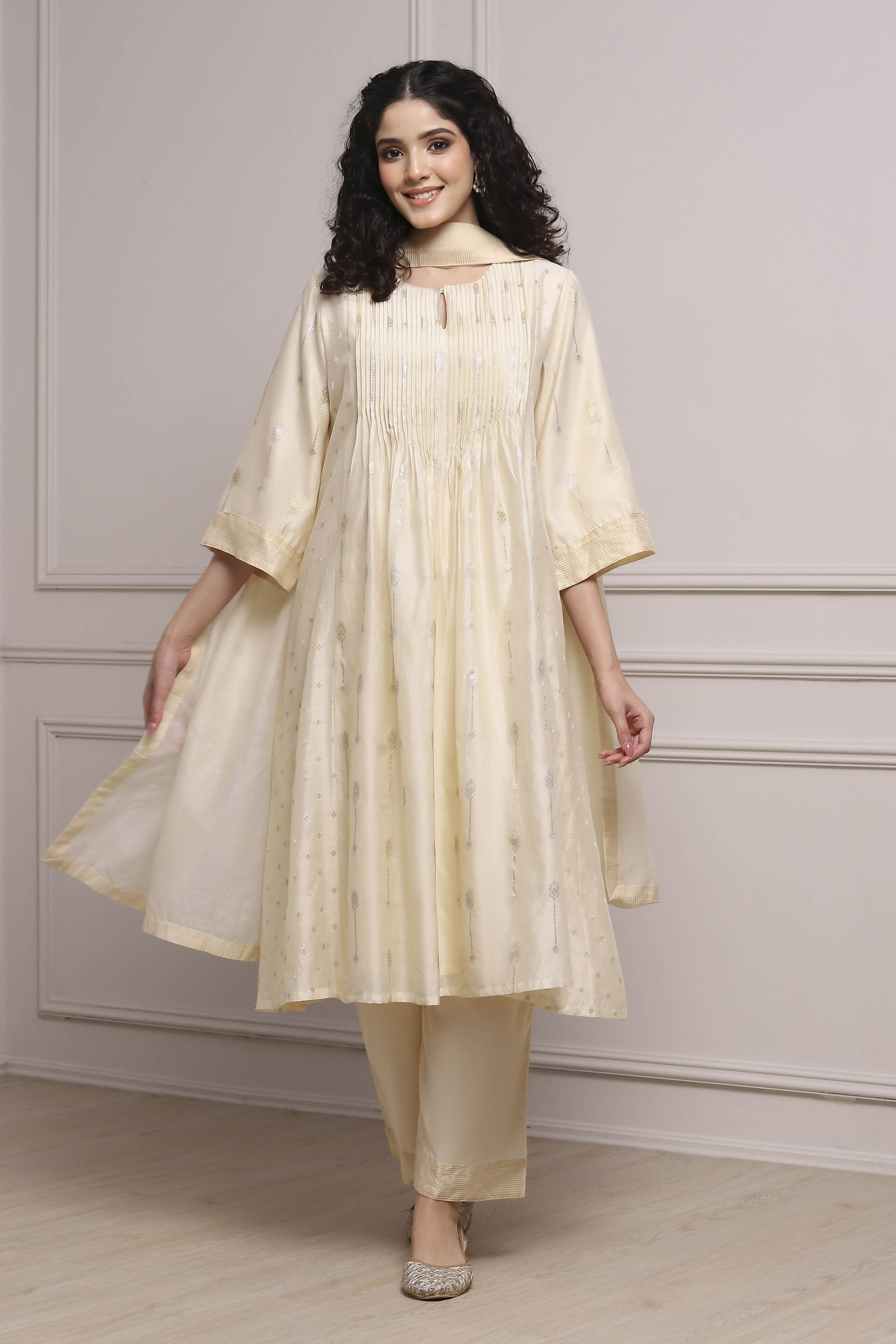 Cream Silk Metallic Gathered Suit Set image number 0