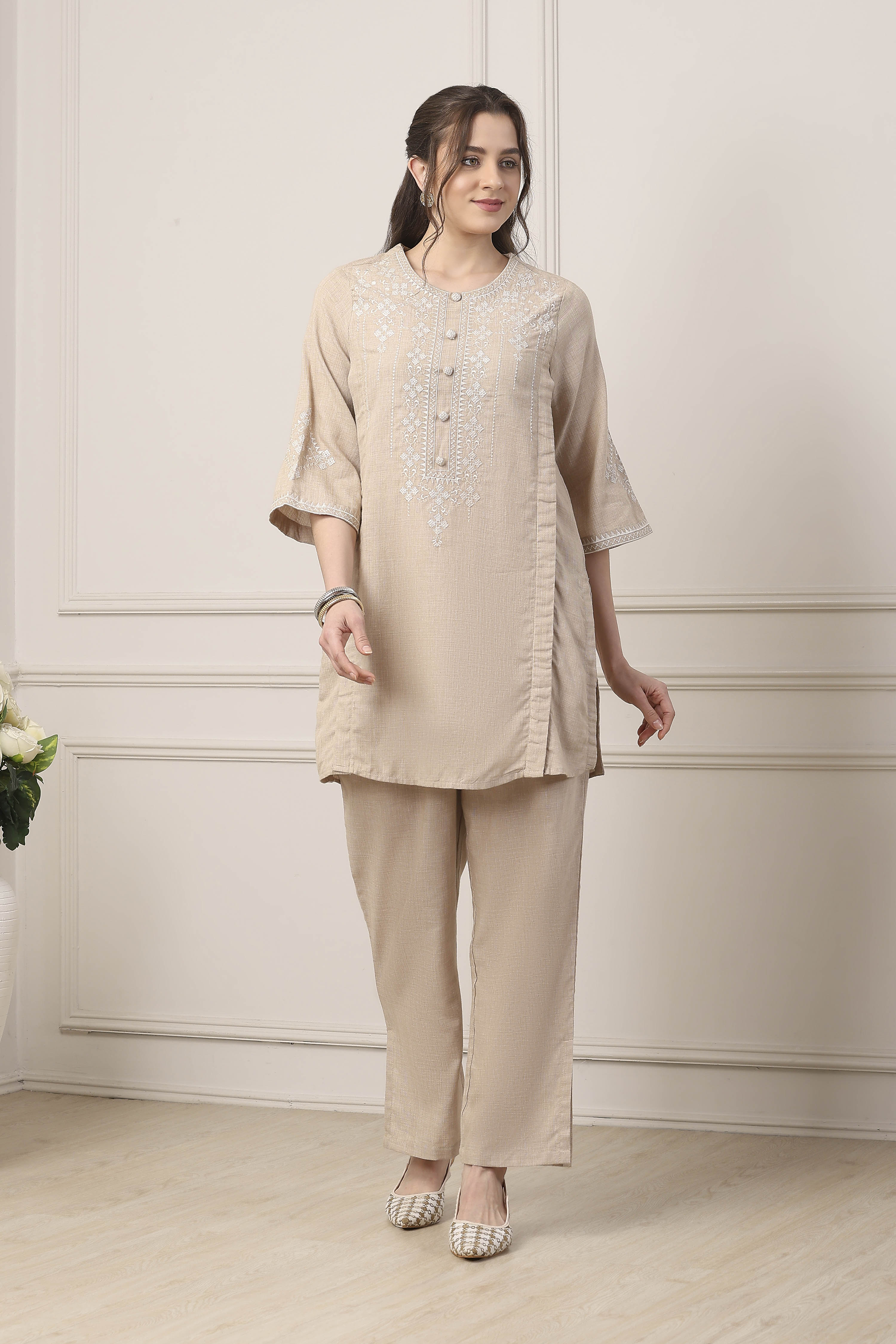 Beige Cotton Straight Suit Set image number 6
