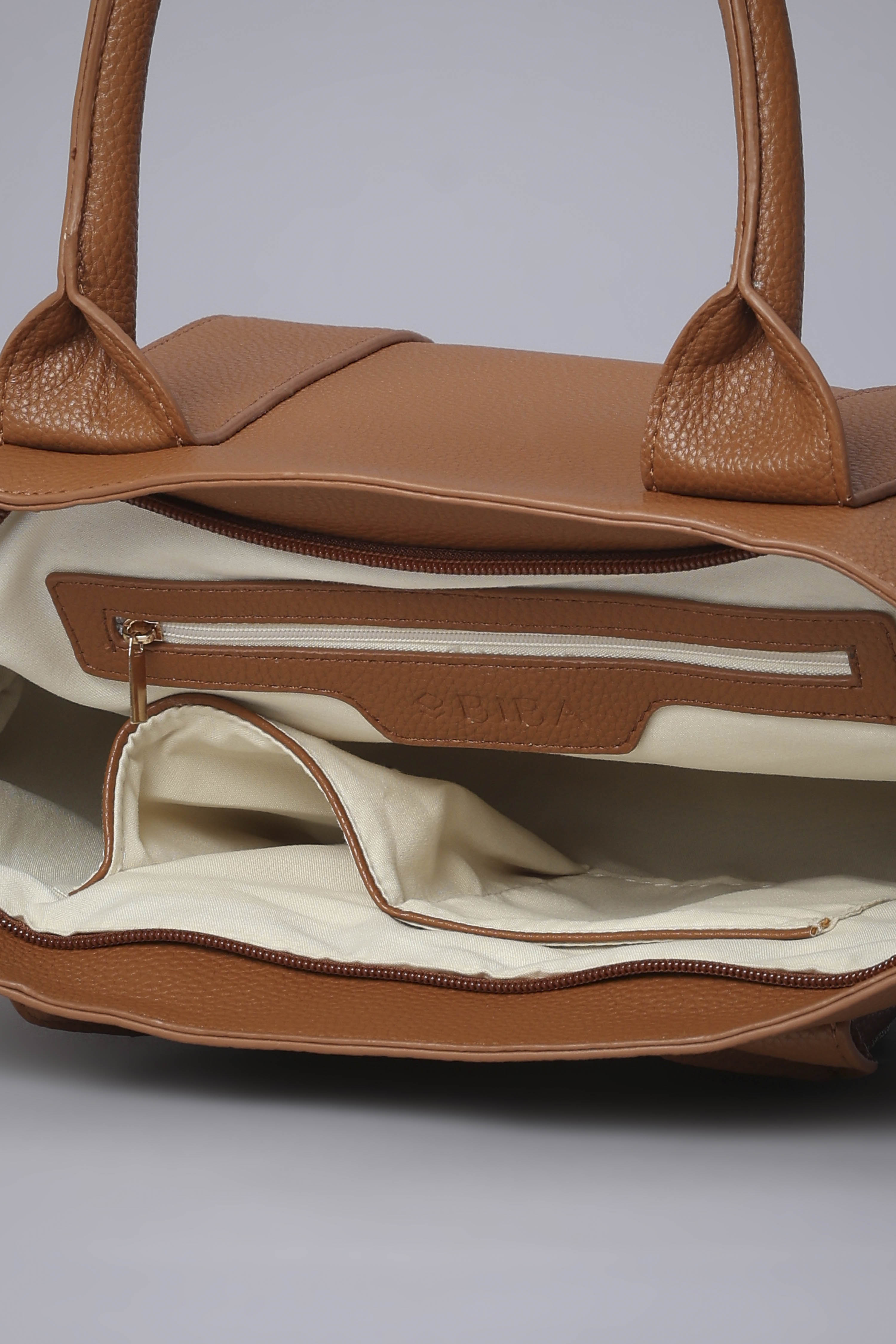 Tan PU Handbag image number 5