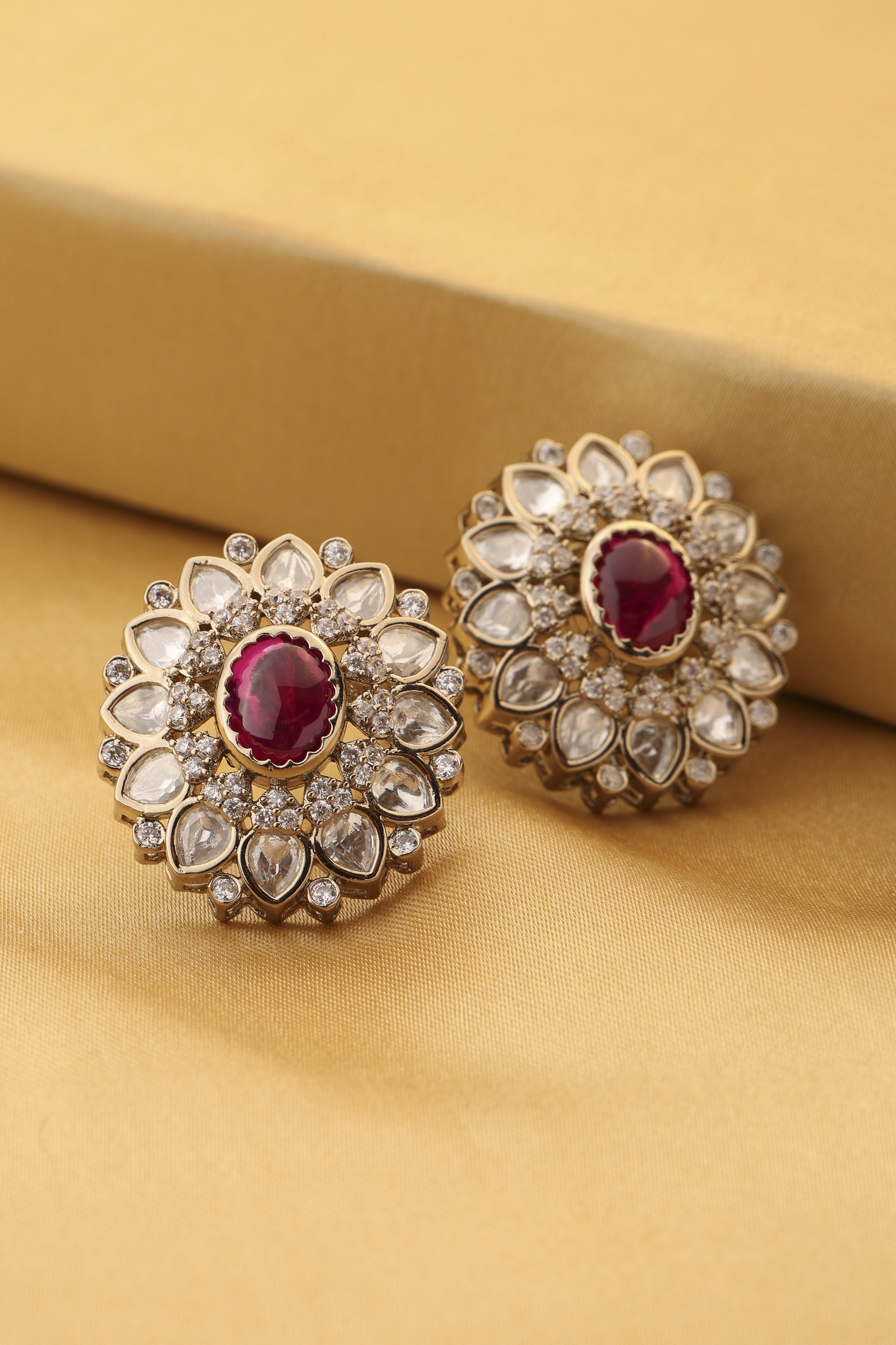 Red Brass Studs image number 0