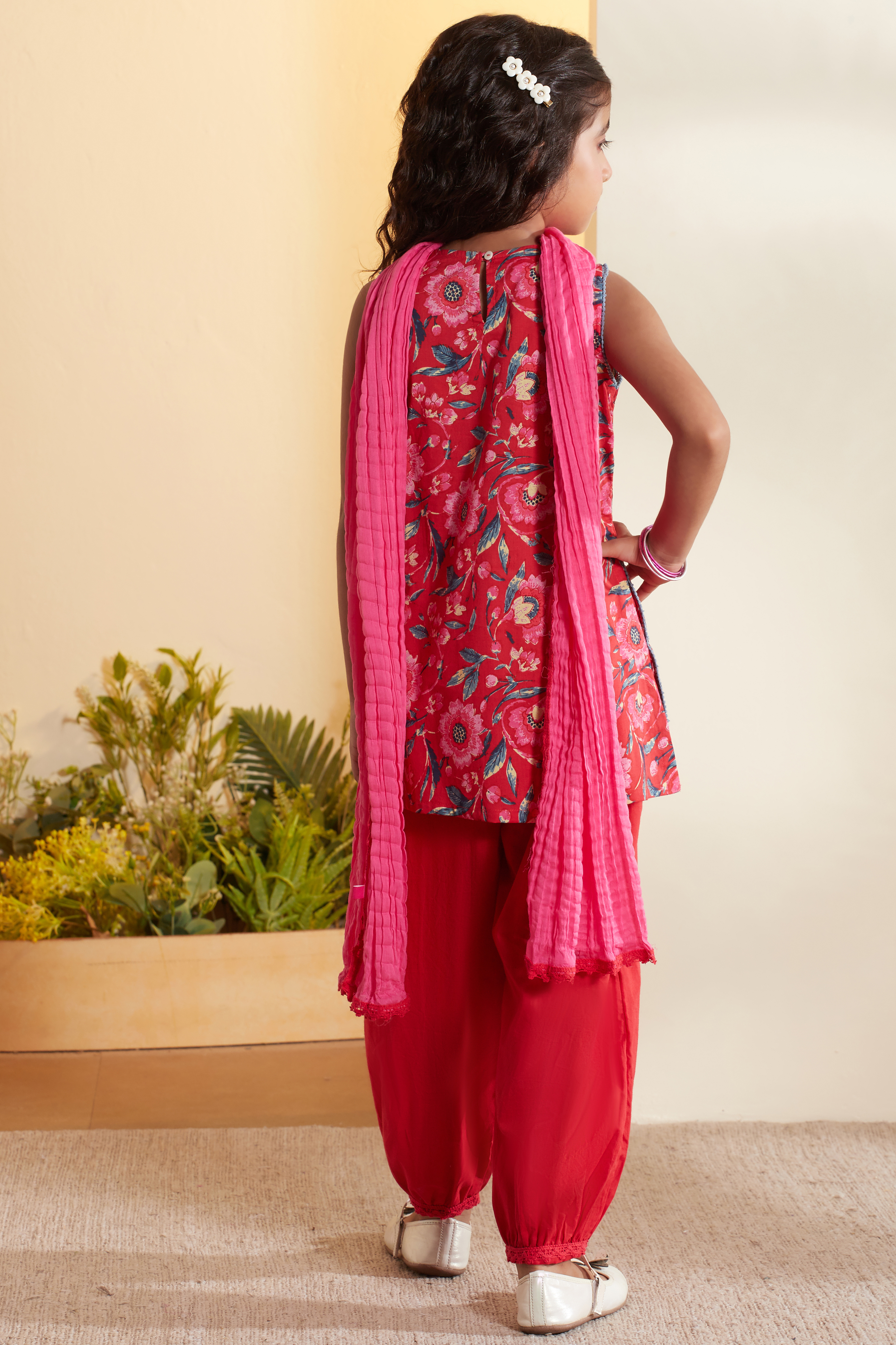 Red Cotton Floral Printed Kurta Set image number 5