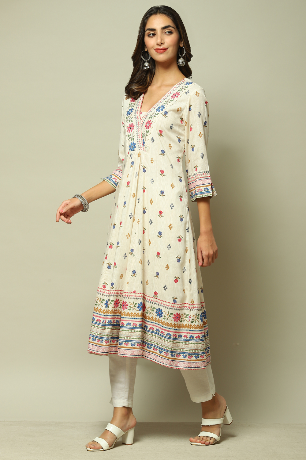 Ecru LIVA Straight Printed Kurta image number 1